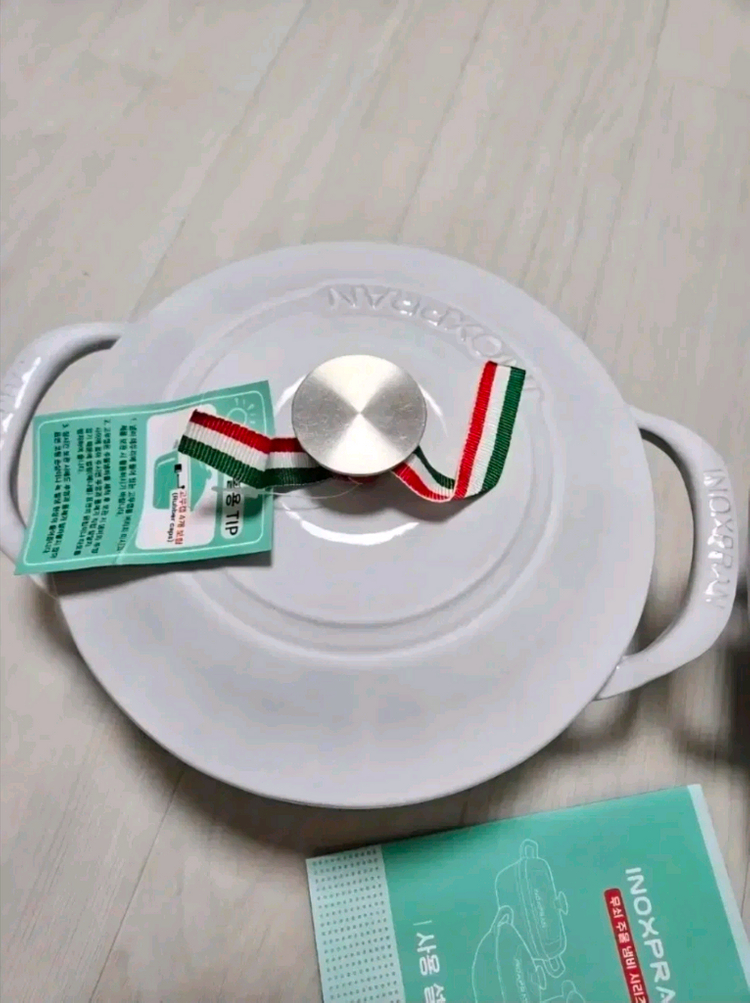 새제품-이녹스프랑 무쇠주물 웍+무쇠주물 사각 냄비 2종세트 이미지