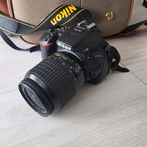 풀프레임 DSLR 카메라, 17-70mm 렌즈 (옵션)