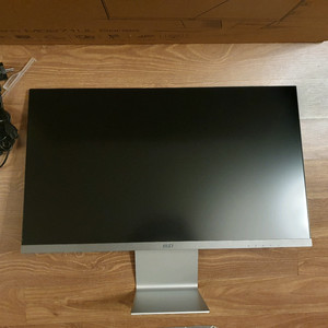 MSI MD271UL 4K 모니터 팝니다. 이미지