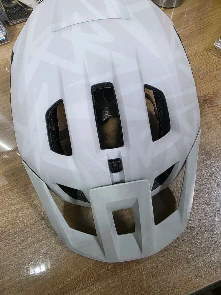 MET Revo MIPS CE Ltd Kilian 자전거 헬멧 L사이즈 이미지