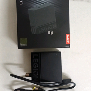 레노버 c170w umpc 충전기 + 케이블 팝니다 이미지