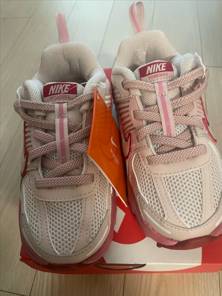 (새상품)나이키 키즈 보메로 운동화160 새상품 이미지