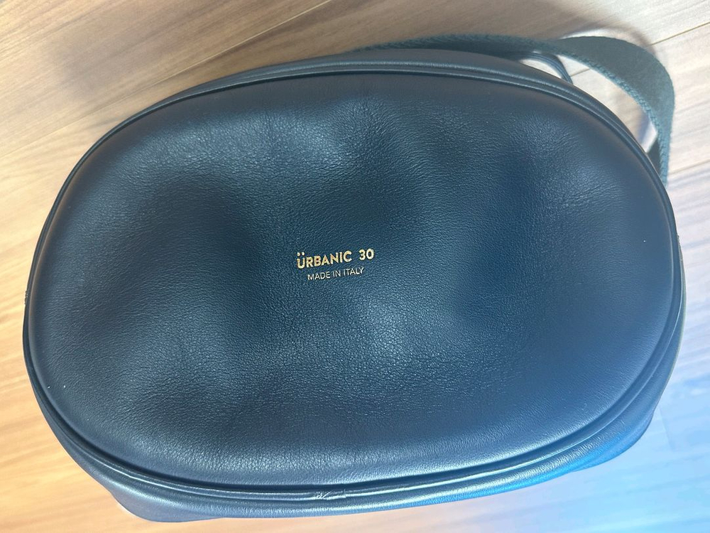 얼바닉30 버킷백 판매. 이미지