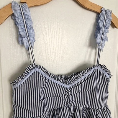 새) 자라 프릴 탑 뷔스티에 이미지