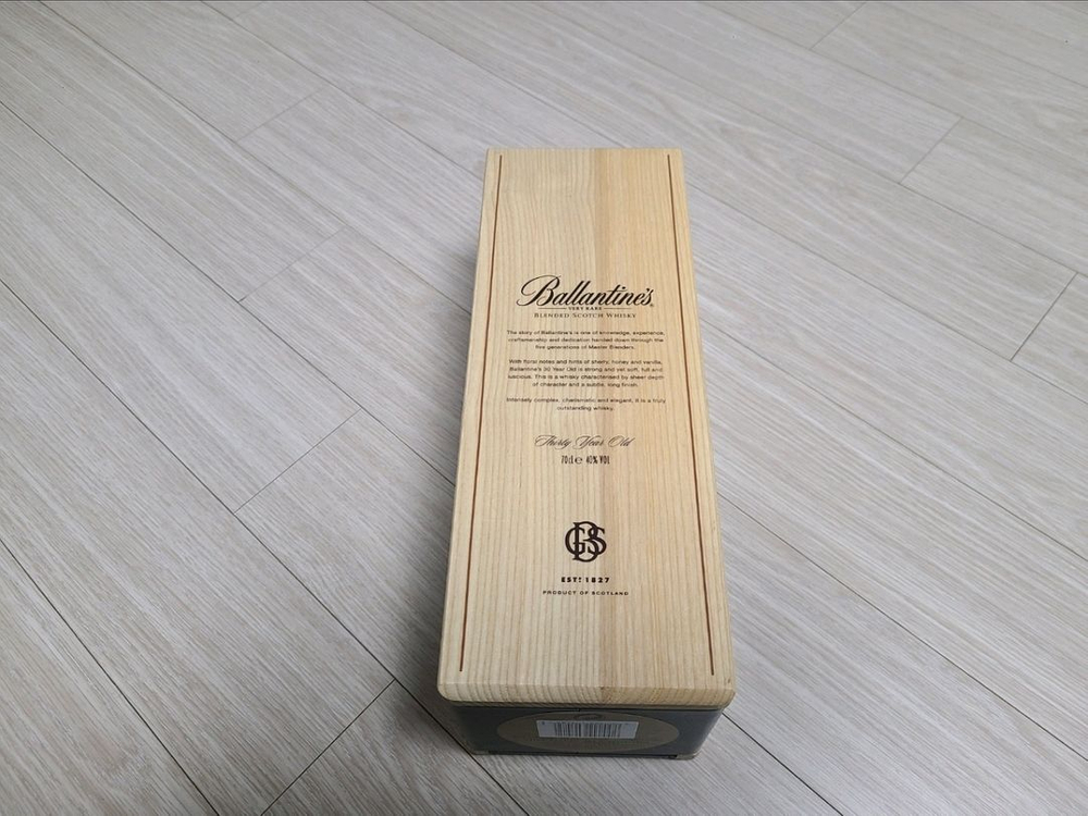 30년산 케이스 공병 팝니다 이미지