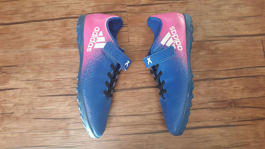 풋살화 235 240 아디다스 나이키 벨크로 찍찍이 이미지