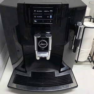 유라 E7 커피머신 이미지