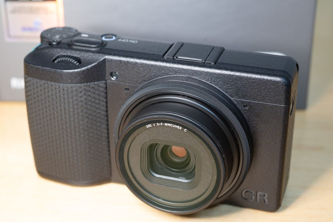 리코 GR4 모노크롬 + 구성품 이미지