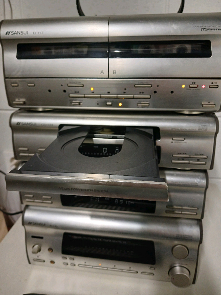 SANSUI 컴팩트 미니 컴포넌트 시스템 AH5 입니다. 이미지