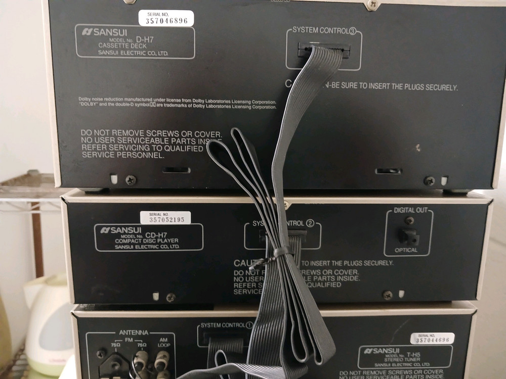 SANSUI 컴팩트 미니 컴포넌트 시스템 AH5 입니다. 이미지