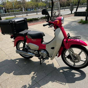 혼다 슈퍼커브110 22년형 짧은키로수 판매합니다 이미지