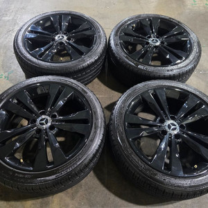 벤츠 CLA,A클,C클래스 18인치 휠타이어 이미지