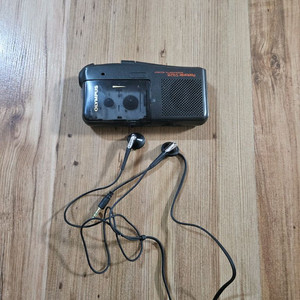 올림푸스 워크맨 S926 팝니다 소니D-NE20 번들이어폰 이미지