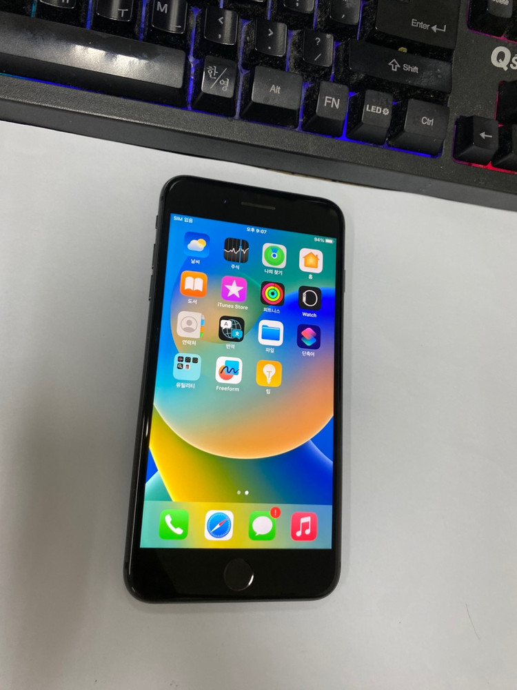 아이폰8플러스 8+ 스그 64GB 배터리96% 인스타 사진폰 빈티지감성 카메라폰 048482 이미지