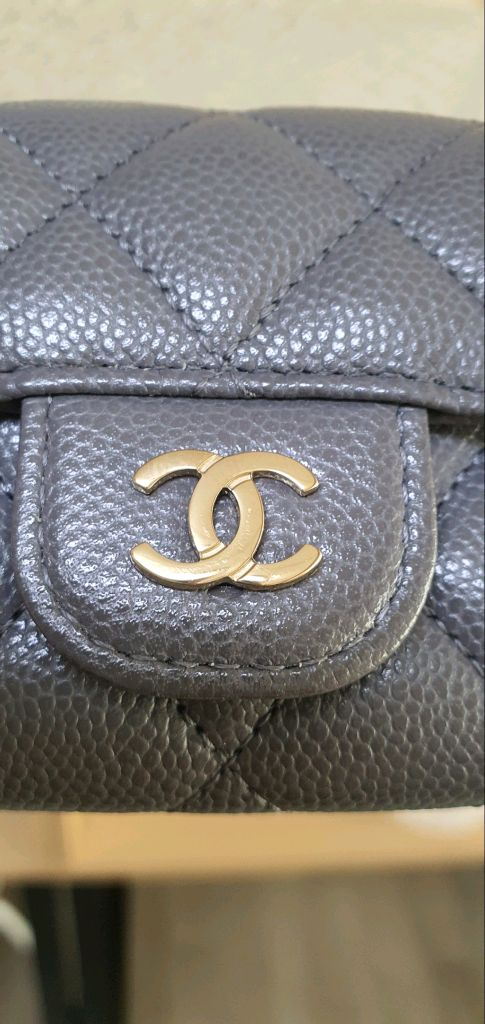 샤넬 캐비어 클똑 카드지갑 새상품급 정품(감정O)구찌프라다루이비통디올고야드샤넬셀린느보테가생로랑발렌시아가버버리가방 이미지