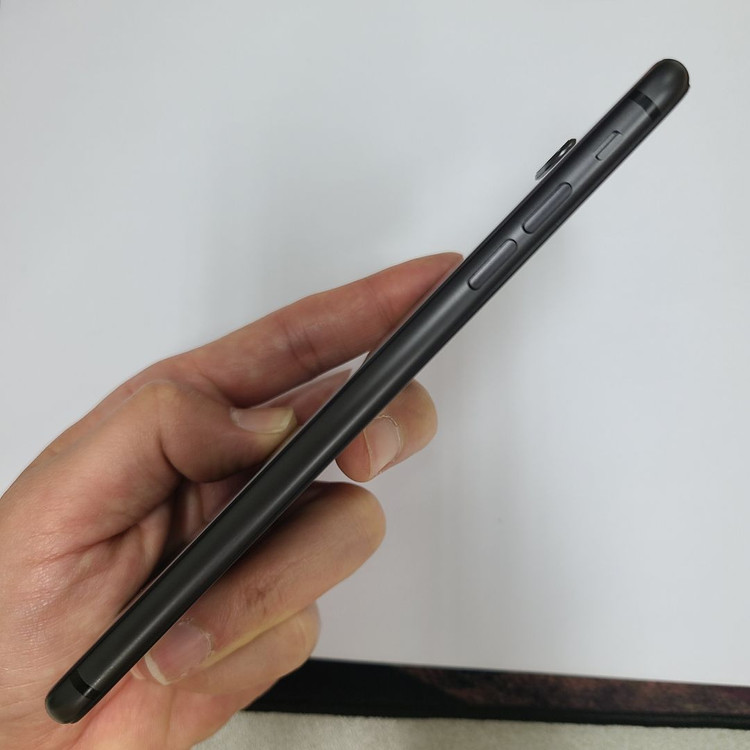 아이폰 8플러스 64GB 블랙 특SSS급 배터리100% 8+ 감성레트로 사진폰 인스타 카메라폰 014370 이미지