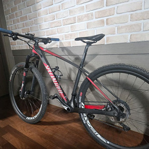 스페셜라이즈드 스텀점퍼 익스퍼트 카본 하드테일 mtb 자전거 이미지