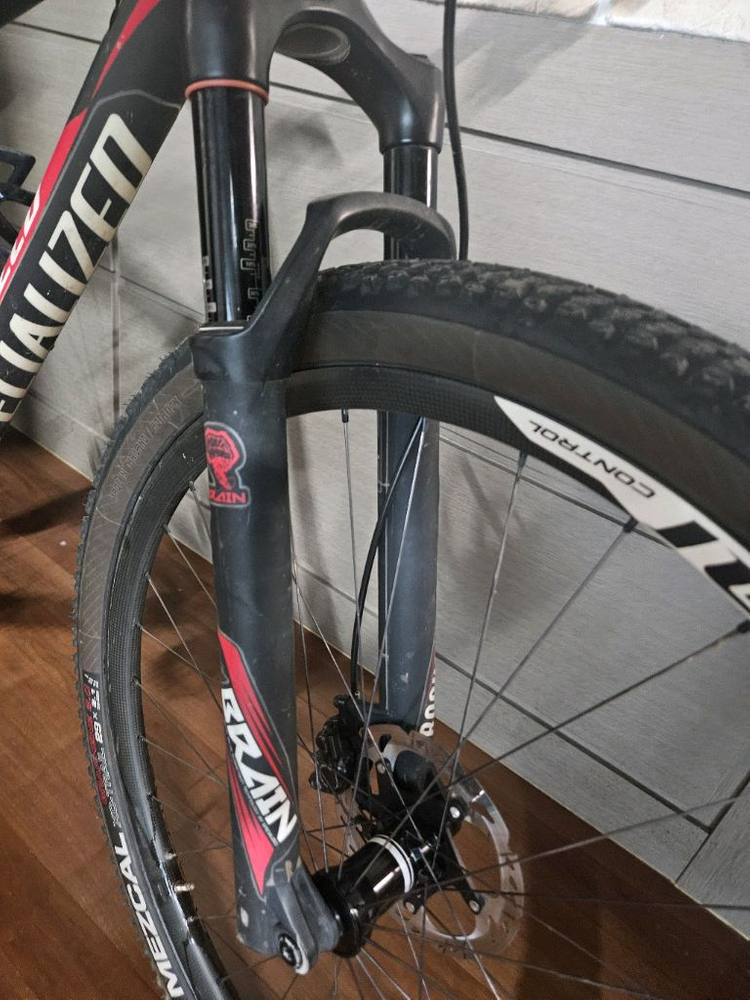 스페셜라이즈드 스텀점퍼 익스퍼트 카본 하드테일 mtb 자전거 이미지