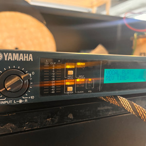 야마하 spx 2000 이미지