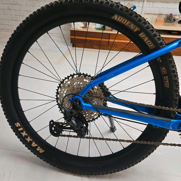 [신품급, 총 주행거리 50km 미만] 트렉9 엑스칼리버 시마노XT/SLX 릭샥. (구성품 모두 그냥 드려요) 이미지