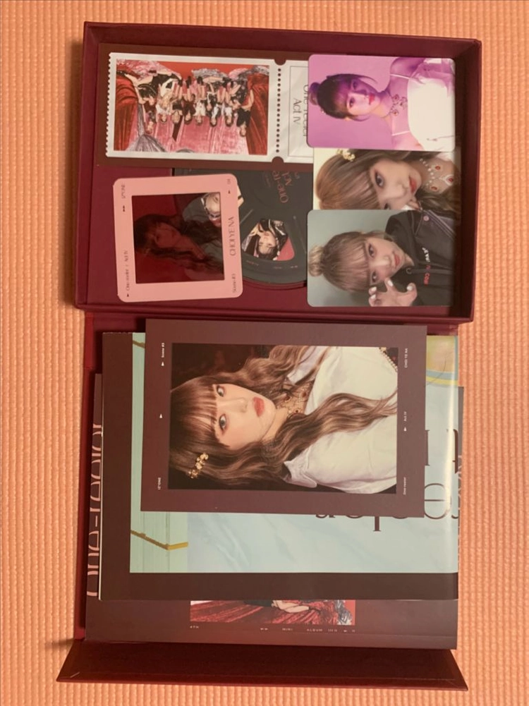 아이즈원 최예나 앨범 일괄 네고가능 이미지