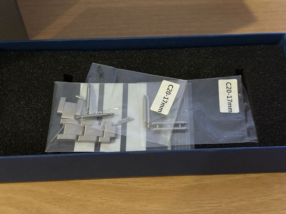 오리스 식스티파이브 36 검판 판매합니다 이미지