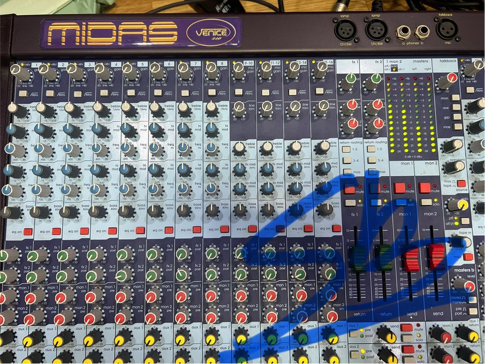 Midas Venice 240 아날로그오디오믹서기입니다 이미지