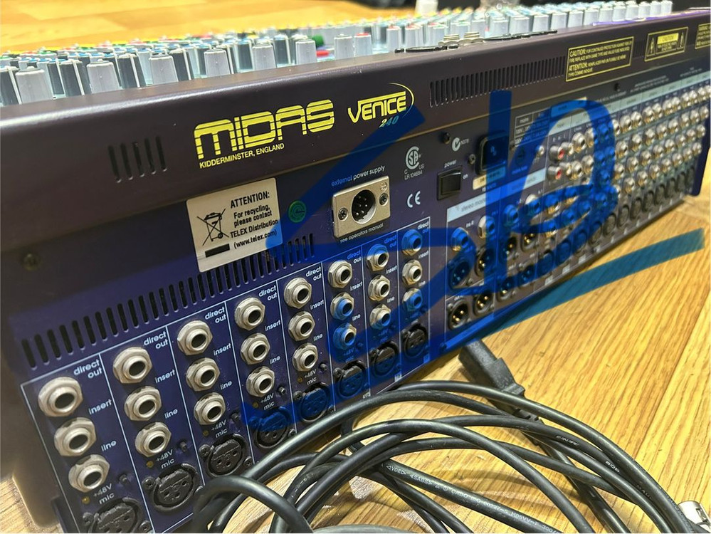 Midas Venice 240 아날로그오디오믹서기입니다 이미지