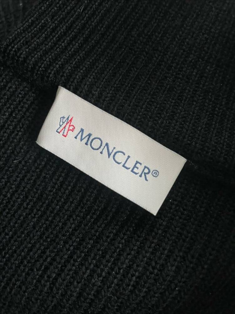 몽클레어 그래픽 니트 패딩 L 정품 급처 이미지
