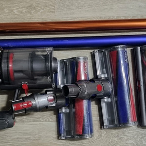 고장난 다이슨v11 고장 입니다. 이미지