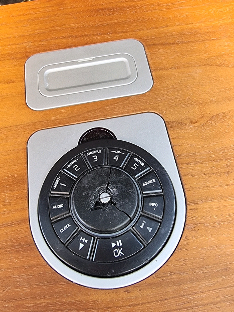 루악오디오 R3 Walnut 오디오 이미지