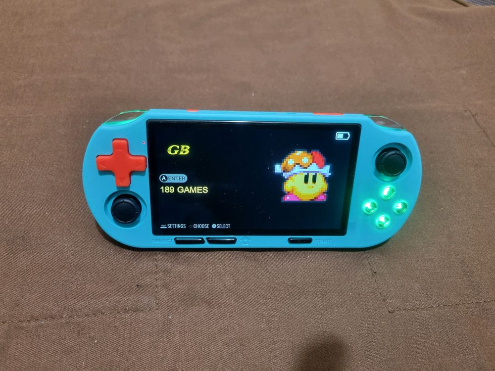 휴대용 게임기 이미지