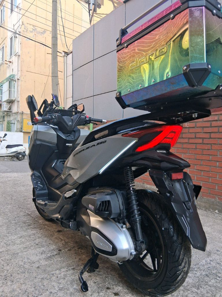 혼다 포르자350 25년식 47,@@@km 배달 세팅 ! 이미지