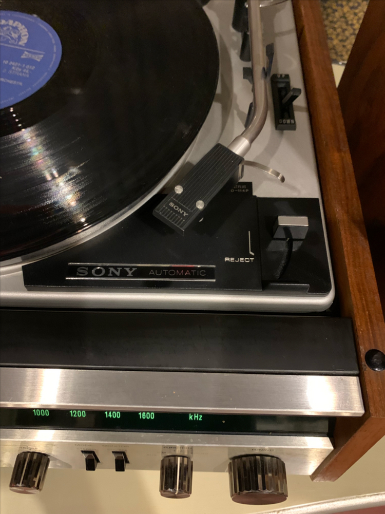 소니 빈티지오디오 (1970년대초반) 이미지