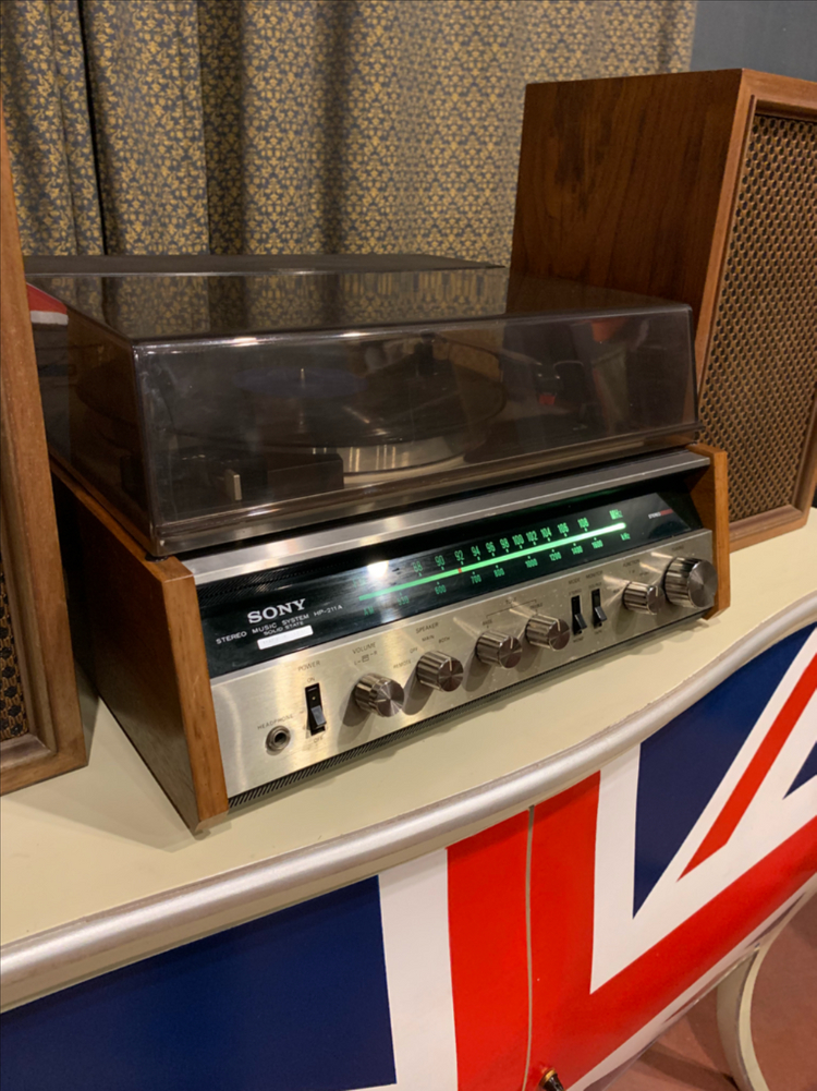 소니 빈티지오디오 (1970년대초반) 이미지