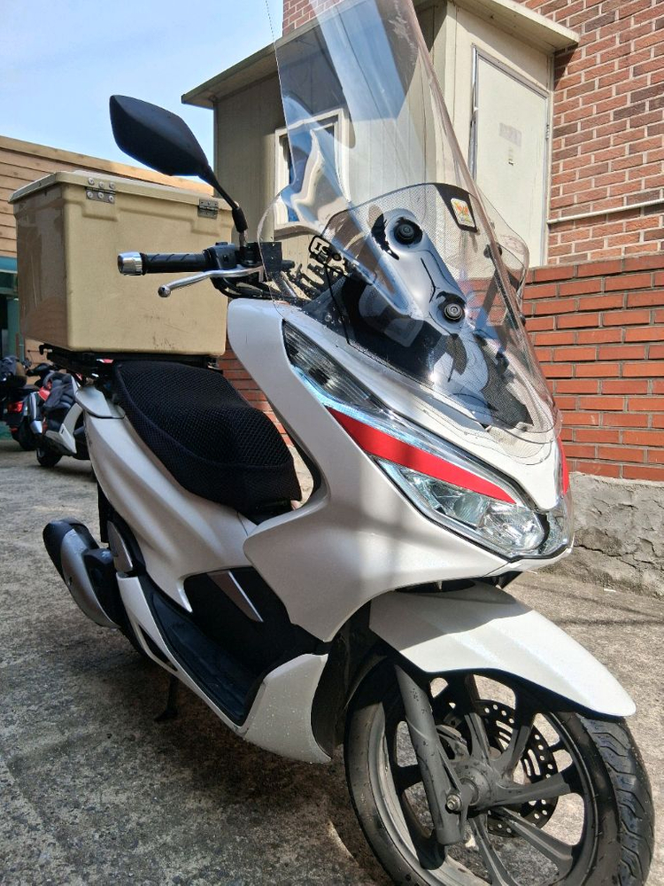 혼다 pcx125 20년식 59,@@@km 배달 세팅 판매합니다. 이미지