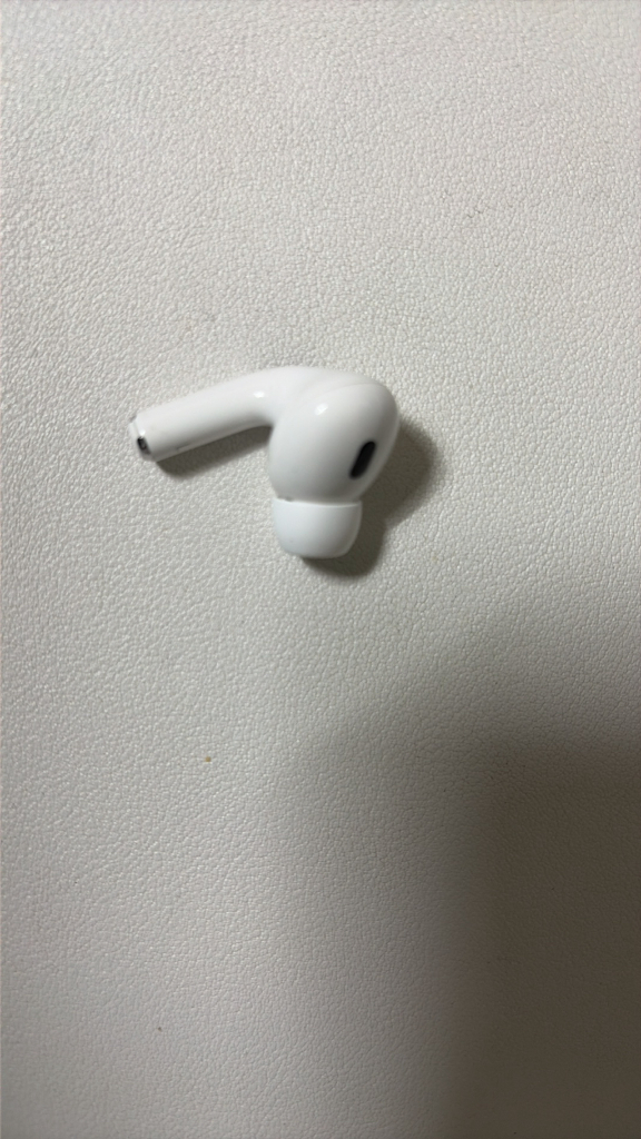 에어팟 프로2 라이트닝 팝니다 (오른쪽 작동x) 이미지