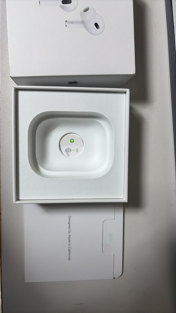 에어팟 프로2 라이트닝 팝니다 (오른쪽 작동x) 이미지