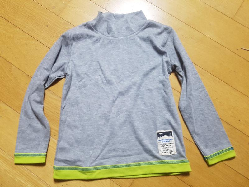 티셔츠 120사이즈 두장 다해서 5천원 이미지