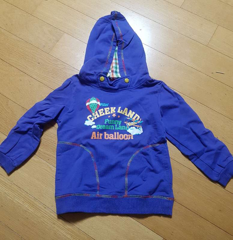 티셔츠 120사이즈 두장 다해서 5천원 이미지