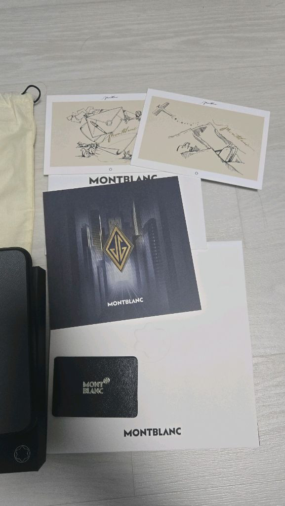 몽블랑 아이폰13 프로맥스 케이스 판매합니다 이미지