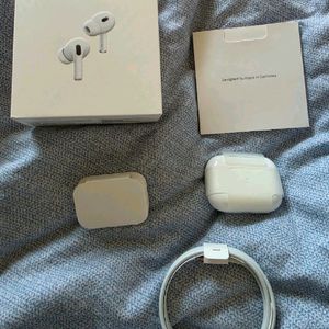 에어팟 프로 2 (8핀) 본체 이미지