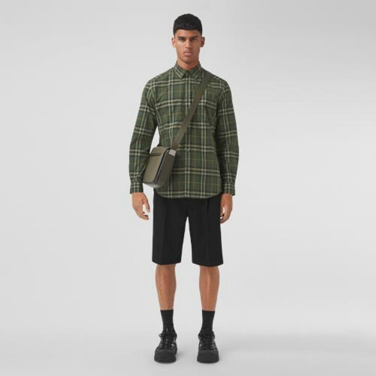 버버리 체크 코튼 포플린 셔츠 딥그린 팝니다. 이미지