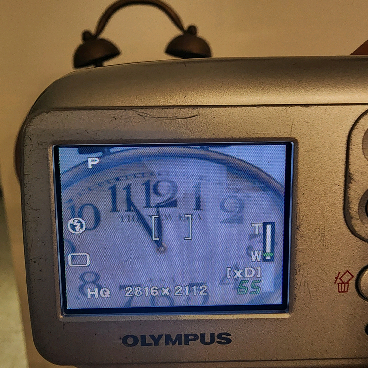 올림푸스 FE-120 빈티지 카메라 작례O 이미지