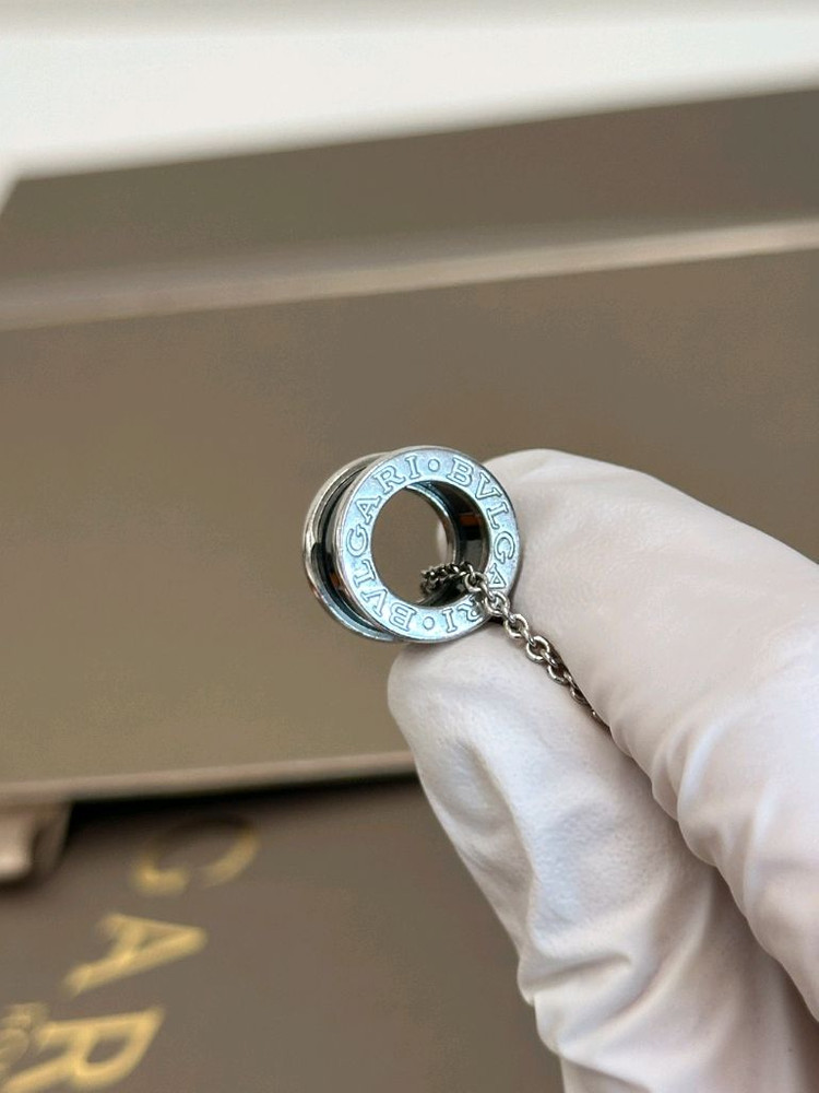 불가리 세이브더칠드런 네클리스 이미지