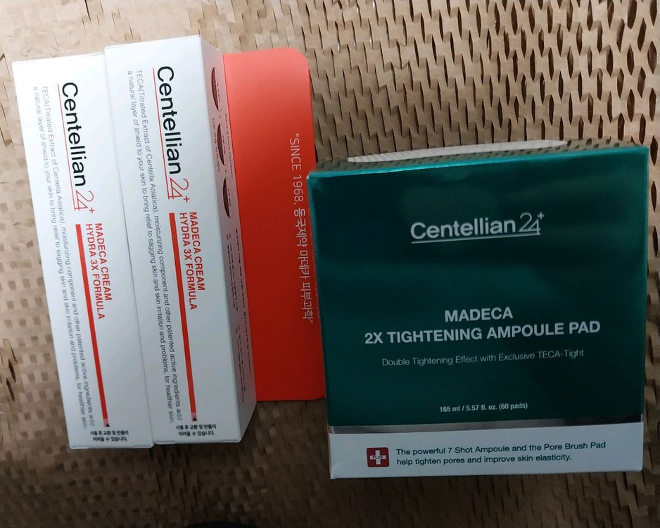 동국 센텔리안24 마데카 크림 하이드라3X,마데카 더블 타이트닝 앰플 패드 이미지