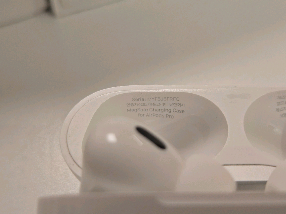 에어팟 프로 2세대 8핀 + 여분 이어팁 S L 1쌍씩 이미지