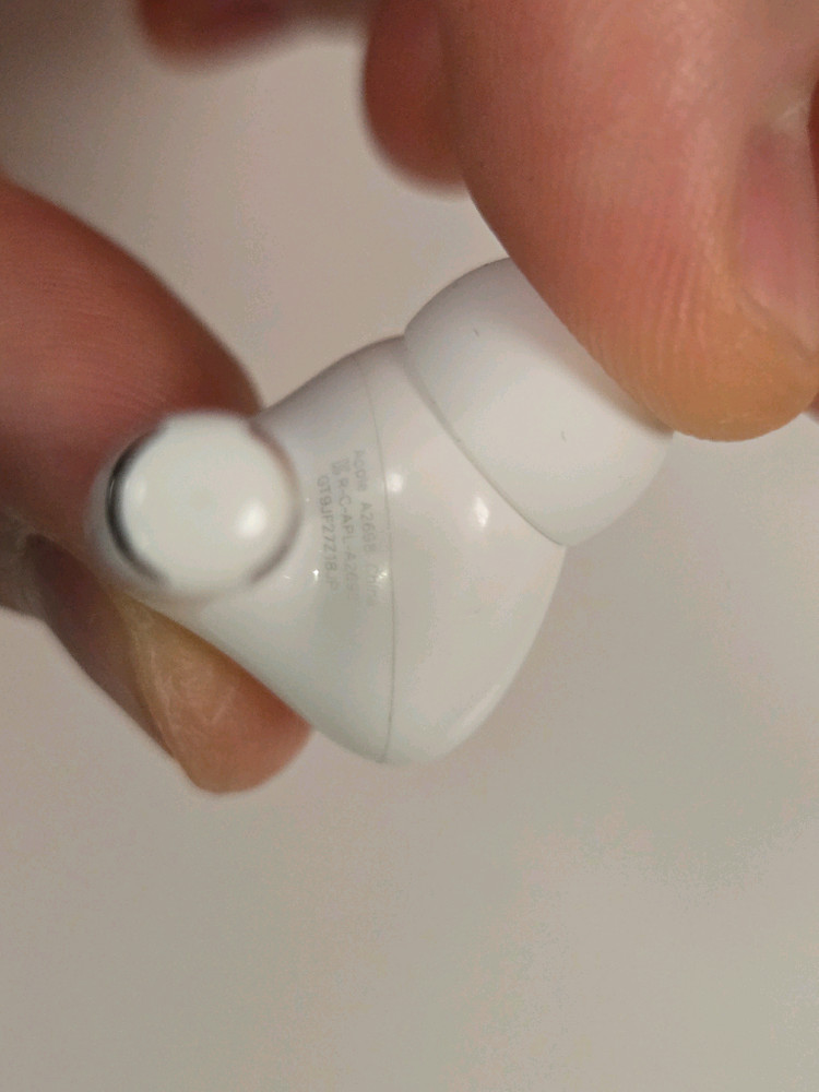 에어팟 프로 2세대 8핀 + 여분 이어팁 S L 1쌍씩 이미지