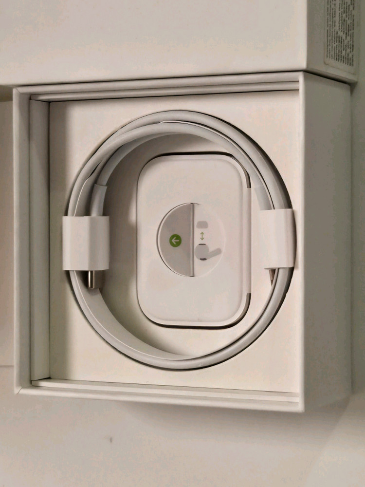 에어팟 프로 2세대 8핀 + 여분 이어팁 S L 1쌍씩 이미지