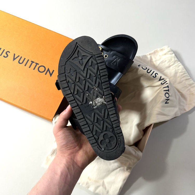 [백화점판/38]루이비통 봄 디아 플랫 컴포트 뮬 슬리퍼 / 샌들 이미지